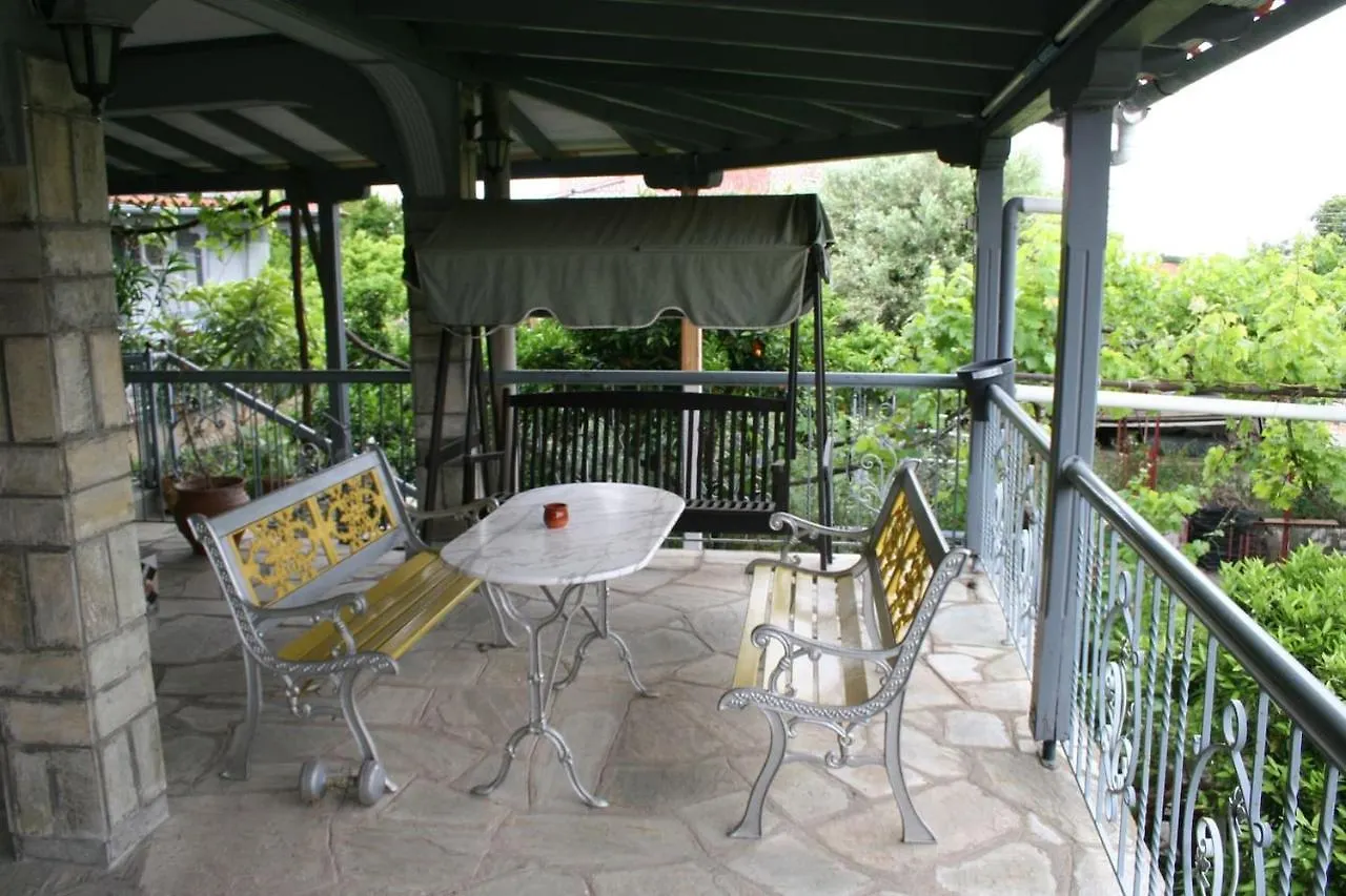 Zeli'S Villa Nea Poteidaia